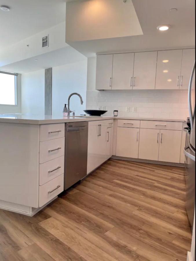 Luxury Designer Suite With Rooftop Pool, Gym San Diego Buitenkant foto